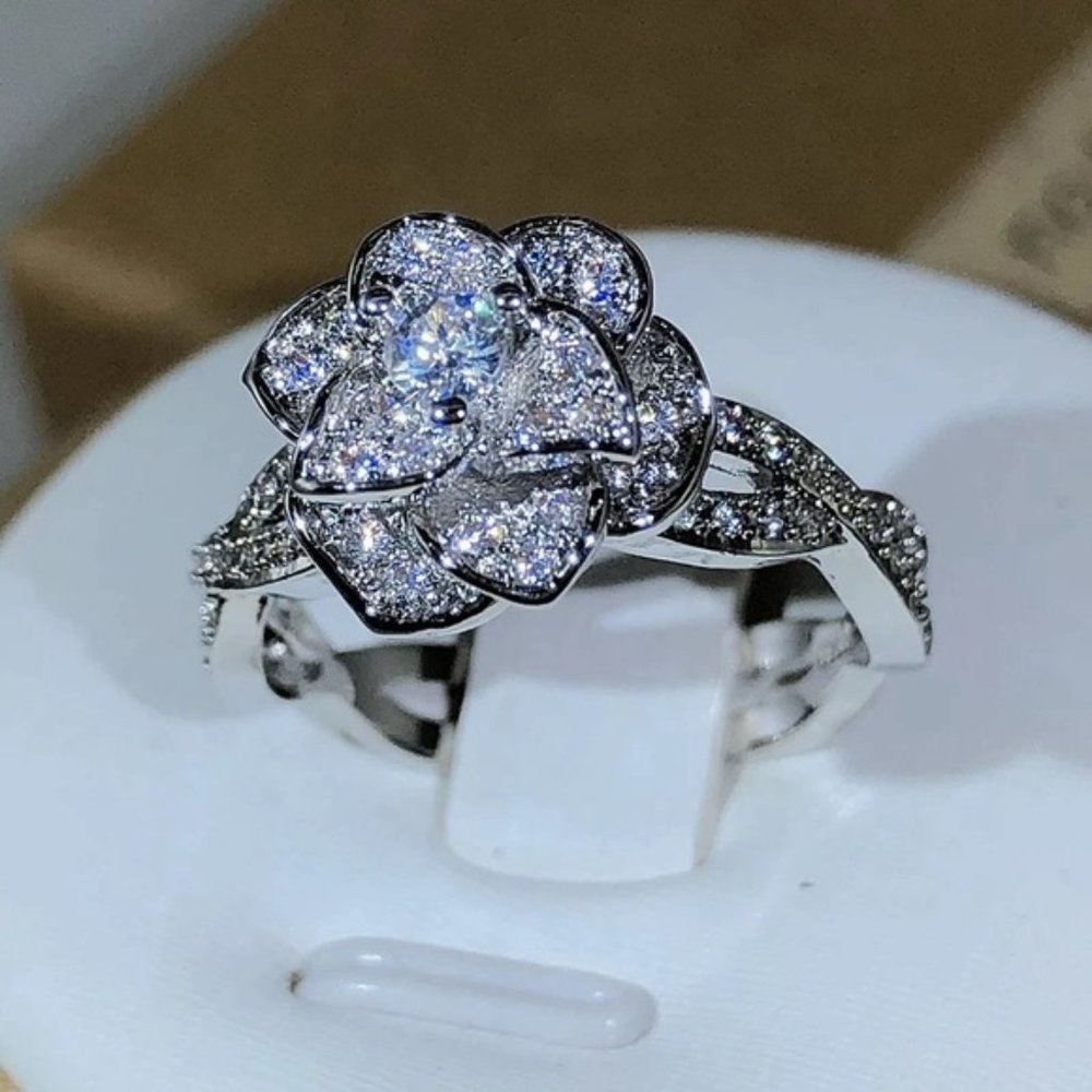 925 Sterling Silver Three-Dimensional Rose Ring Zircon Full Diamond Temp. - Picture 5 of 5